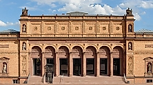 Sammlung & Ausstellungen