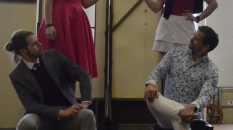 Curtain Call_Earnest_c_Theater Pur - Junges Theater Norderstedt