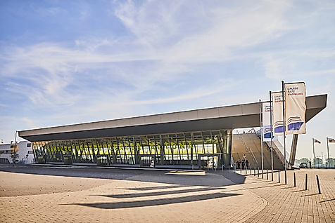Cruise Center Altona