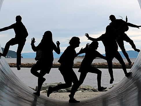 2023_martin_mutmaker_friendship-2366955_1920