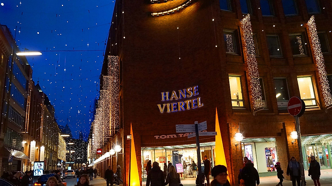 hanseviertel_das-hanseviertel-zur-adventszeit_c-hanseviertel-orange-cube-gunnar-zink