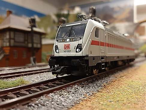 Modelleisenbahn- und –autobörse