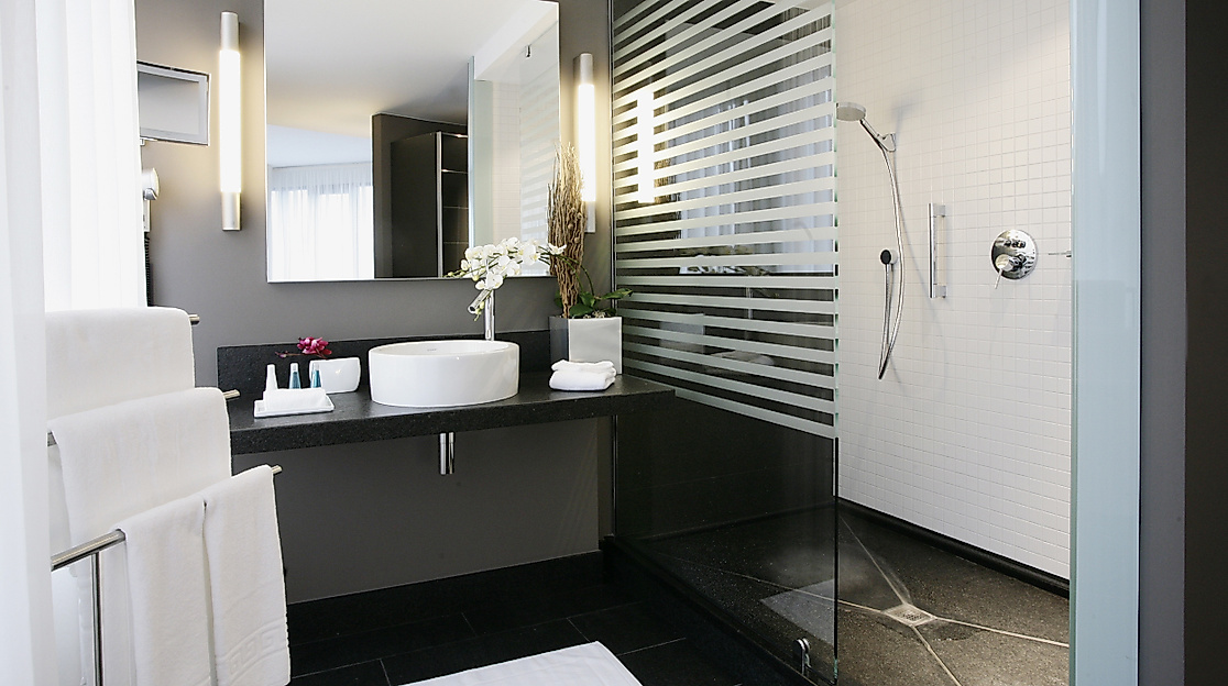 Hotel Boston Hamburg: XL Design Bad