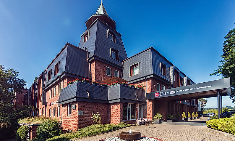 Best Western Premier Hotel Alsterkrug Hamburg: Außenansicht