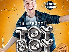 Till Frömmel – TOYBOY – Impro-Comedy & Magie live!