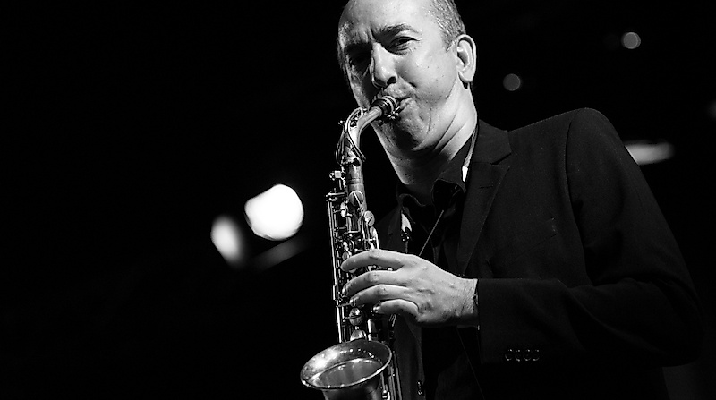 CHRIS HOPKINS & Friends feat. Samantha Wright (GB/clarinet) - Swinging in Summertime - Über den Dächern Hamburgs