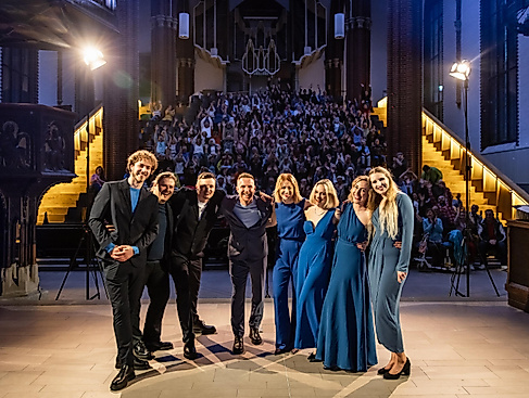 Feinste Vokalkunst zum Advent - „Christmas at Sea“, Art’n‘Voices