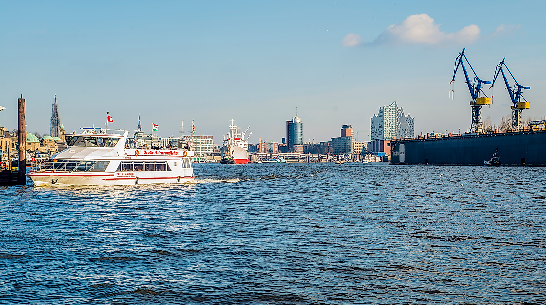 barkassen-meyer_grosse-hafenrundfahrt_c-thomas-gamlow_1