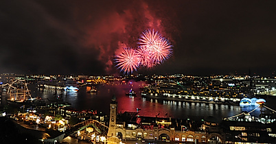 AIDA Feuerwerk Hafengeburtstag