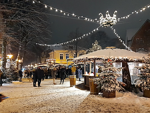 25-12-30 Weihnachtsmarkt auf dem Rondeel_2023_Peter Kahlert
