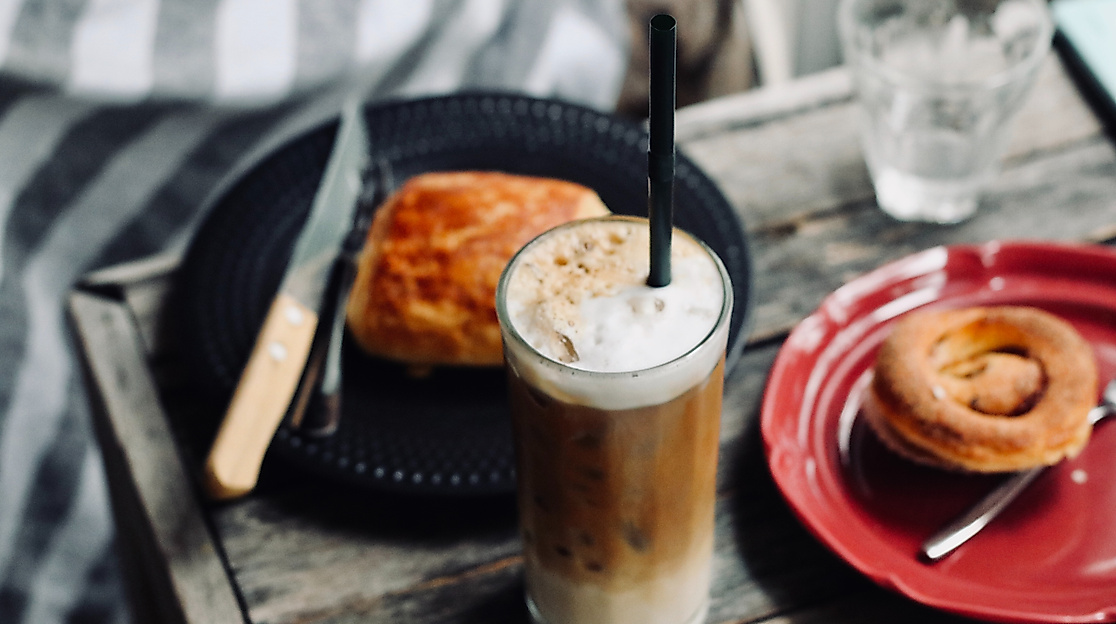 honey-fangs-715797-unsplash