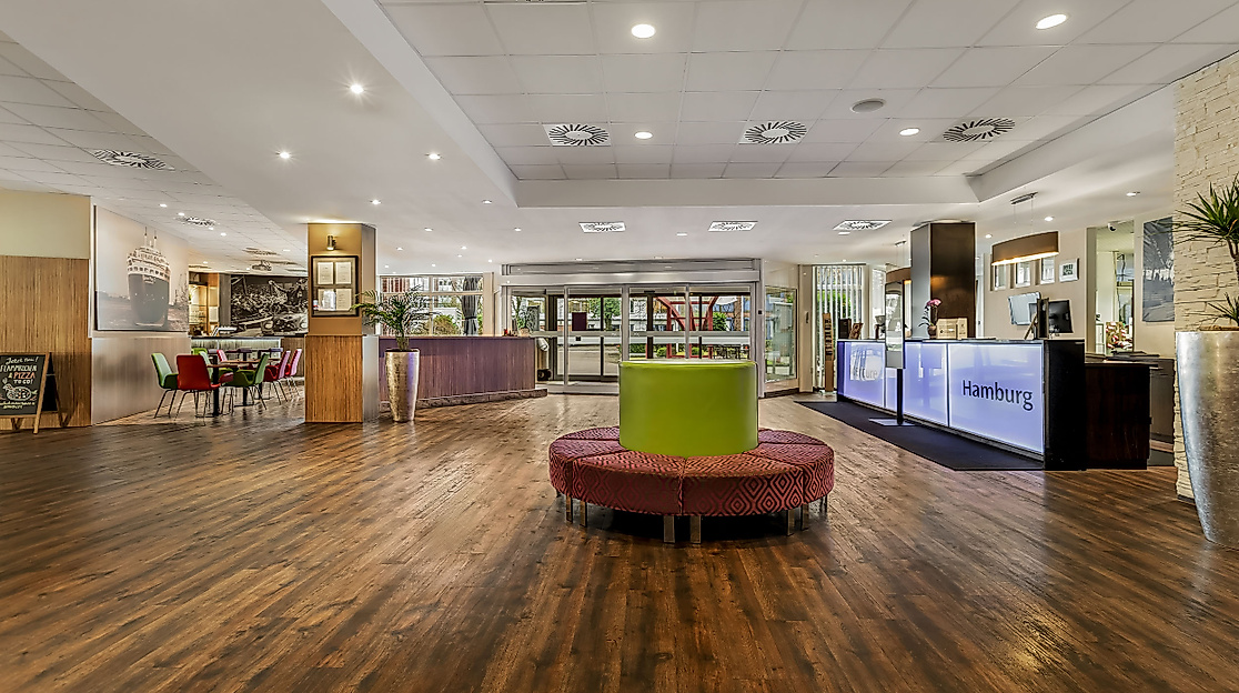 MERCURE Hotel am Volkspark Hamburg: Rezeption