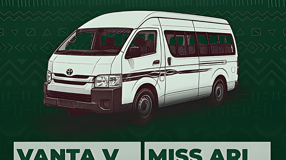Yoto_Junkpark_Durban-to-Jozi-toyota-bus-1274x1674px