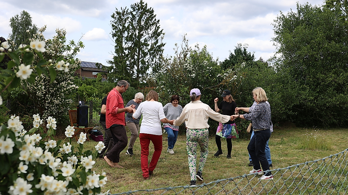 Workshop "Kreistänze aus aller Welt" mit Ebba Käse
