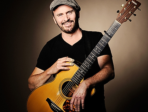 Dave Goodman – Godfather of Fingerstyle Guitar und Meister an der Blues Gitarre