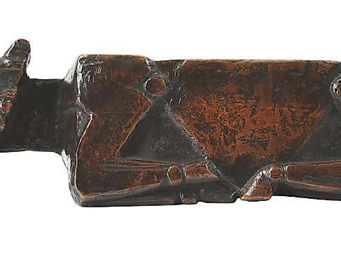 Ewald Mataré: Dreieck-Kuh I, 1942, Bronze, Museum Kurhaus Kleve – Dauerleihgabe des Freundeskreises Museum Kurhaus und Koekkoek-Haus Kleve e. V., Schenkung Dr. Tresi Sack und Prof. Dr. Heinz Sack