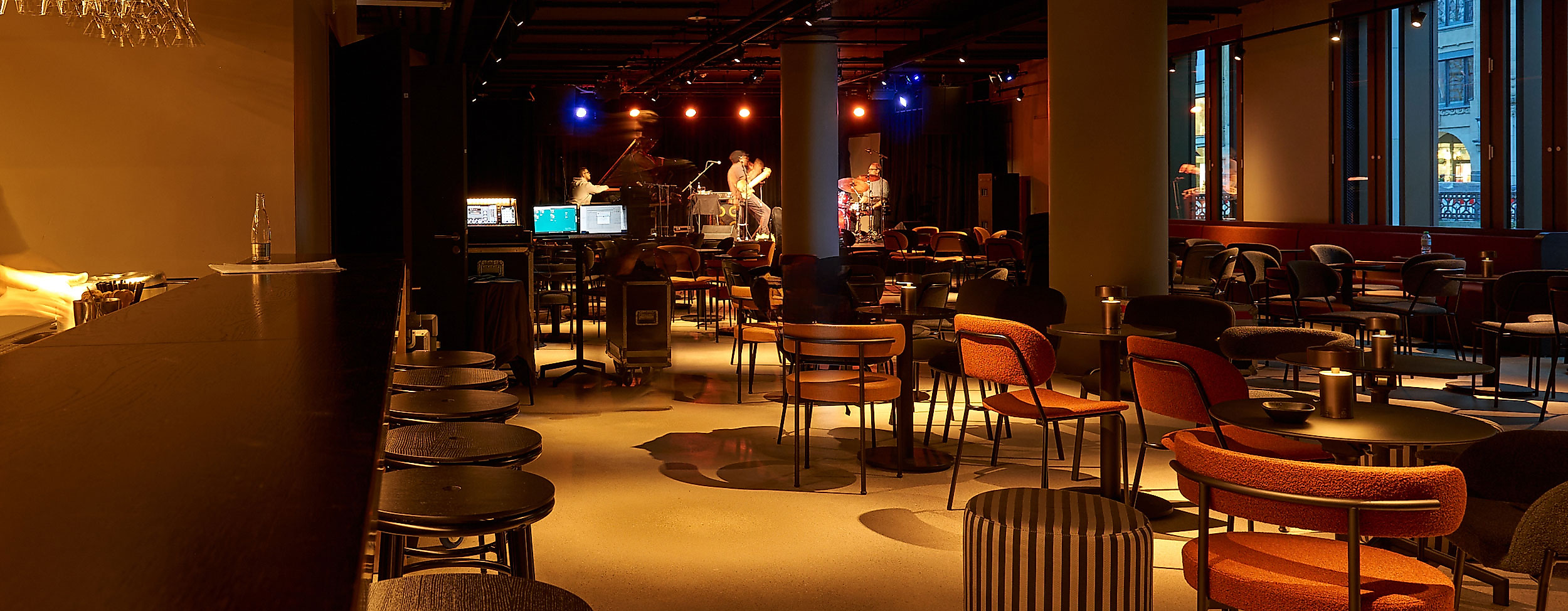 poi-nica-jazz-club-steven-haberland-002-2500x1500