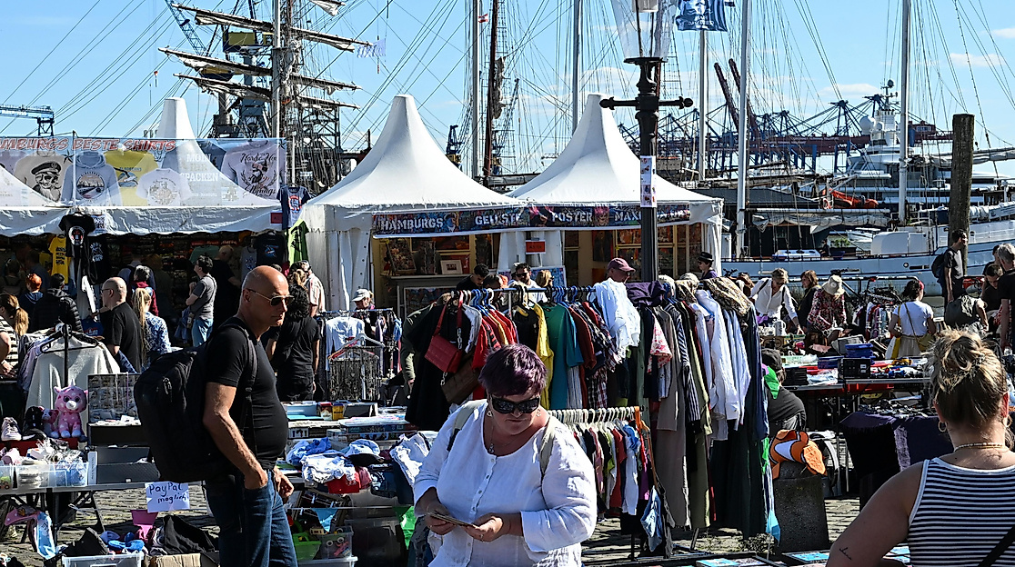 Flohmarkt an der Fischauktionshalle - HG25_TP_09052025-167_NEU