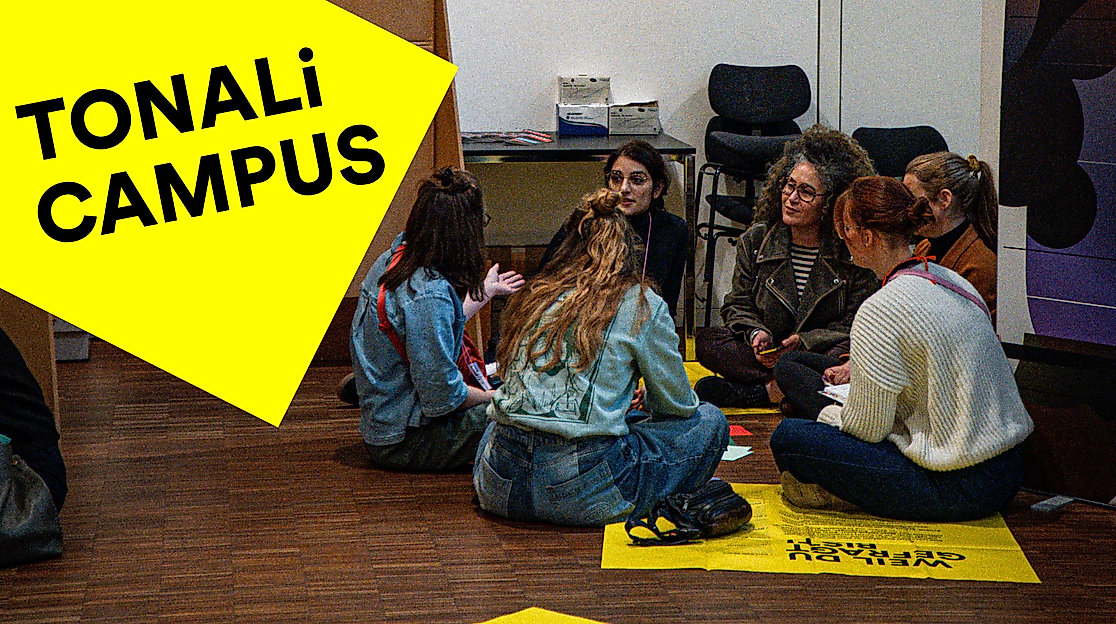 Diskussion am Tonali Campus