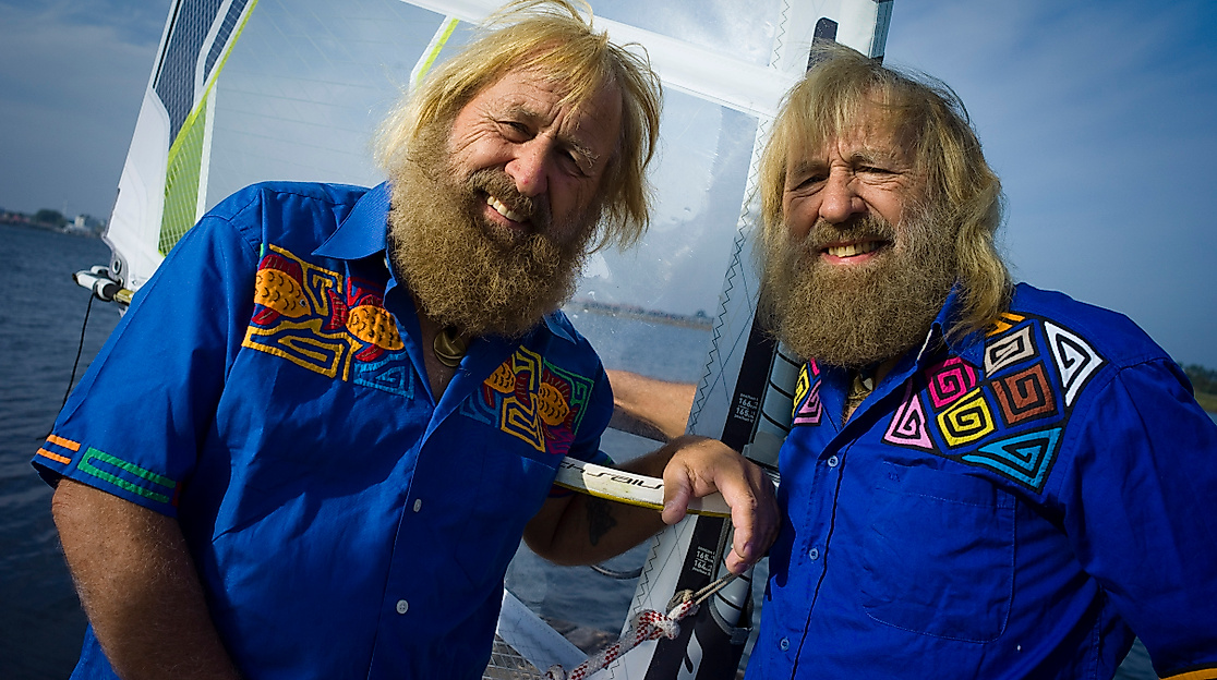 Charchulla_Surftwins-101004-93 © Manfred Charchulla