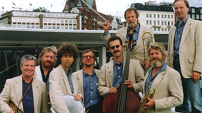 Old Merry Tale Jazz Band