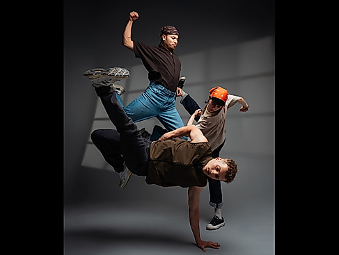 explore dance - Constantin Trommlitz