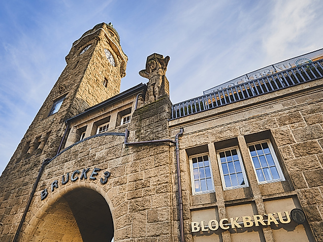 blockbraeu_c-2018-thisisjulia-photography-1