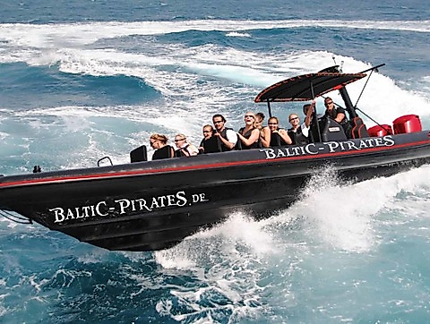 Kleine 800 PS  Action-Tour mit dem Speedboot