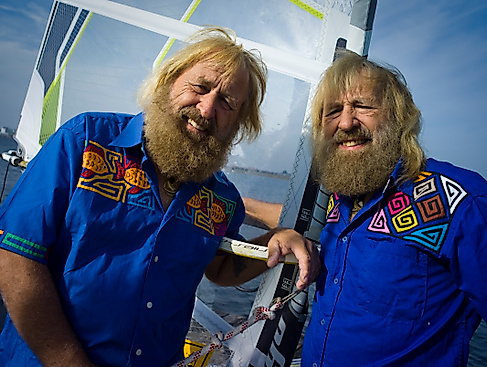 Charchulla_Surftwins-101004-93 © Manfred Charchulla