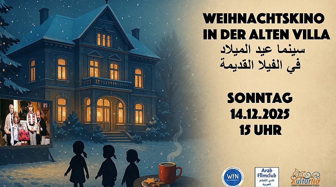 Weihnachtskino in der alten Villa