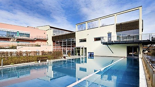 bille-bad-ausklapper-ganzjahresfreibad-gebaeude