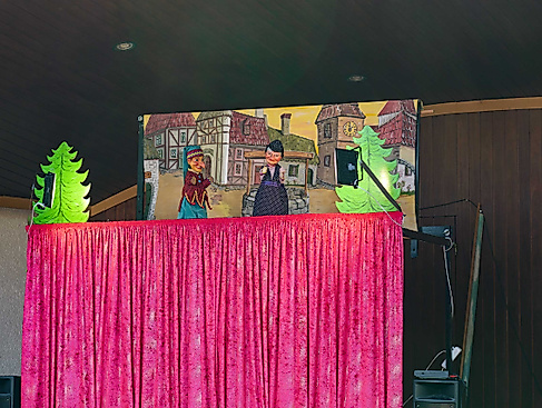 Krefts Puppenbühne -Ein Abenteuer im Zauberwald