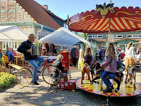 Das legendäre emissionsfreie Kinderkarrusell ist wieder da!