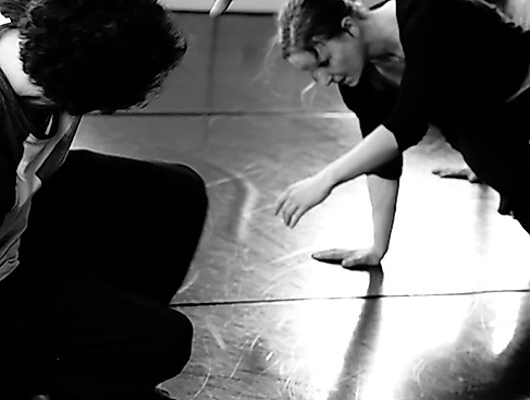 Workshop: Sounding the body, moving the voiceVerbindung von Tanz/Bewegung und Stimmentfaltung - Teil 2 - Kulturhaus Wilster