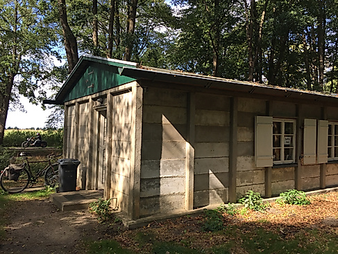Plattenhaus Sonntagsführung Neuengamme