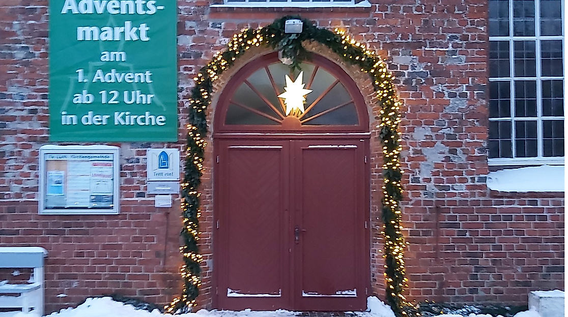 Adventsmarkt in der Kirche, Wesselburen