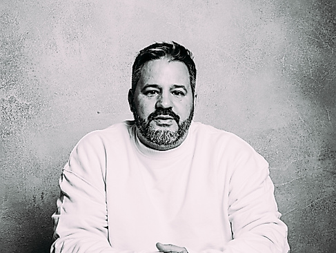René El Khazraje (MC René) – Die ungestellte Antwort