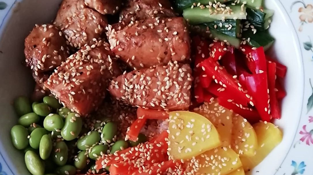 25-07-17 Poké Bowl Eng Nai Beyer