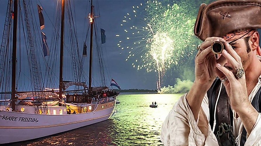 Silvester-Piratentörn auf der Mare Frisium in Hamburg