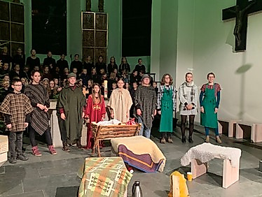 Christvesper 1 mit Weihnachtsspiel