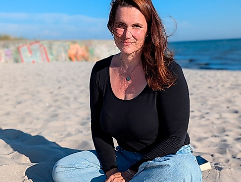 Yoga am Strand mit Anne