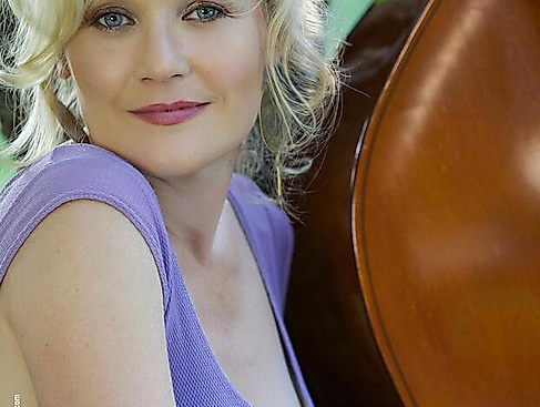 CHRIS HOPKINS´ International Swing Stars feat. NICKI PARROTT - Swinging in Summertime - Über den Dächern Hamburgs