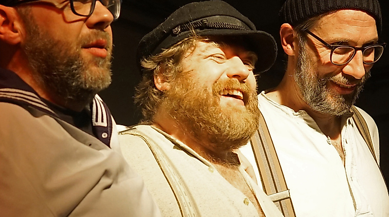 Einmal Bombay und zurück - inszeniertes Lesungskonzert