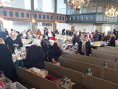 Adventsmarkt in der Kirche, Wesselburen