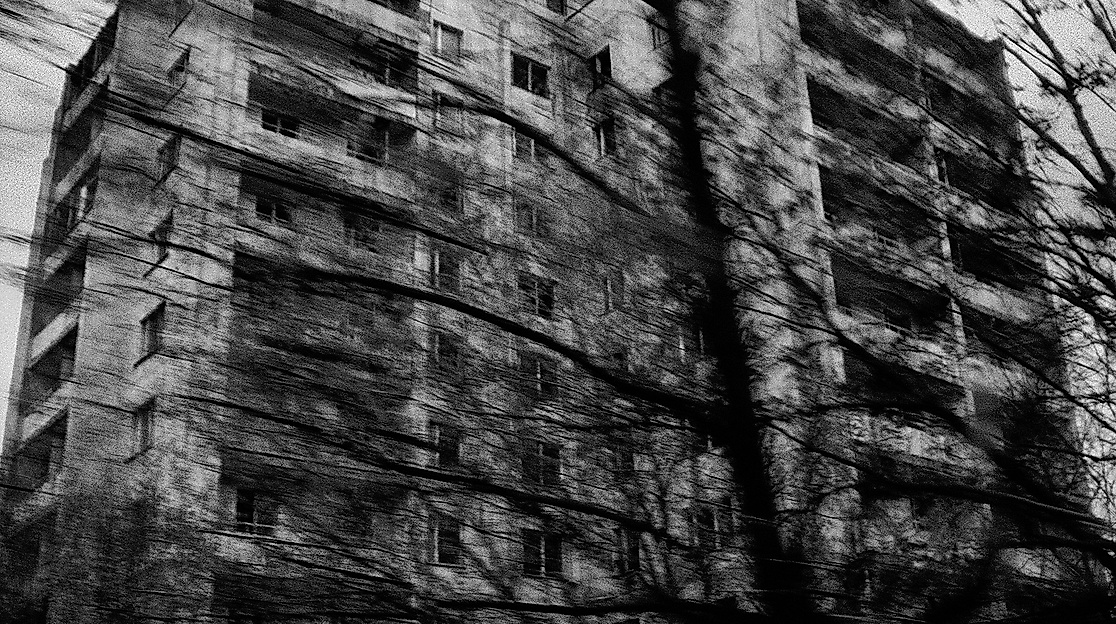 arthur-bondar_shadows_of_wormwood_2