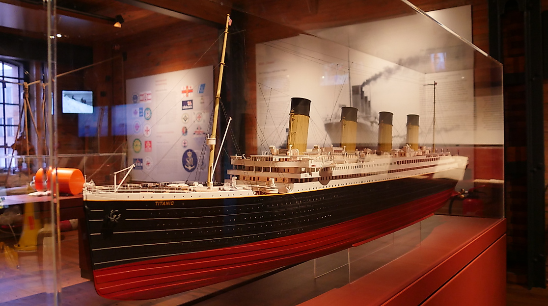 Modell der Titanic im Museum