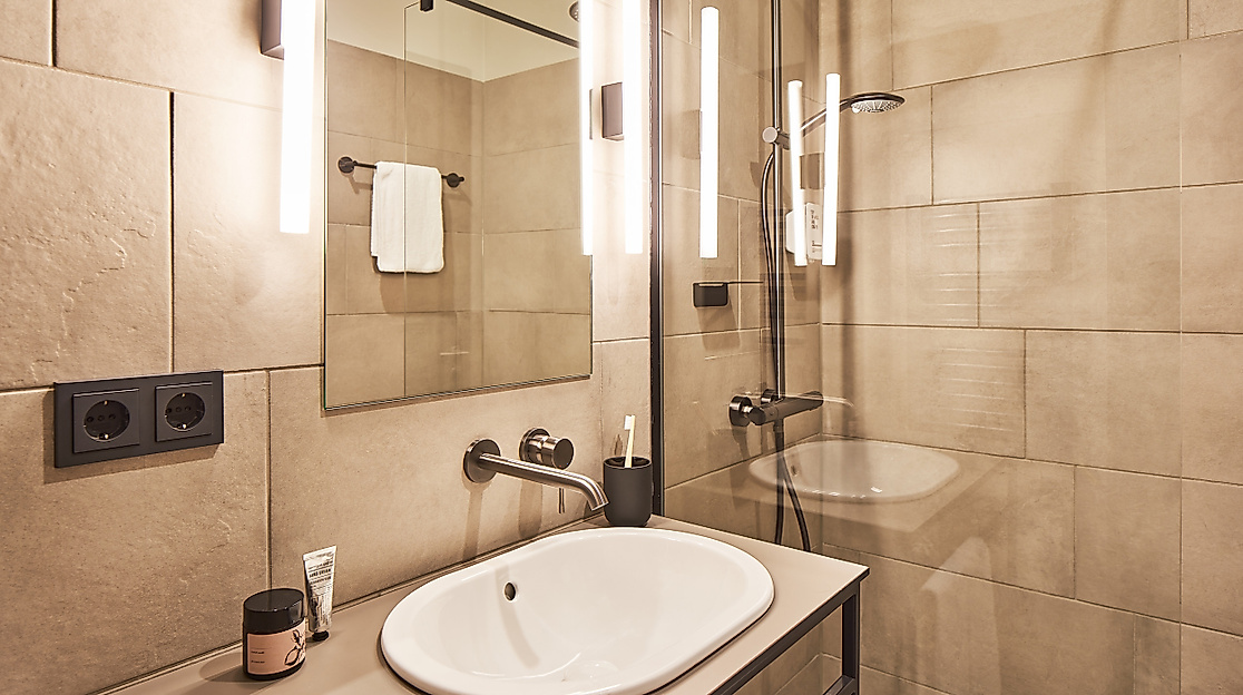Hood House Hotel Hamburg: Badezimmer