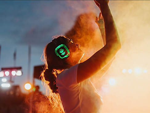 Silent Disco am Strand Lübecker Bucht