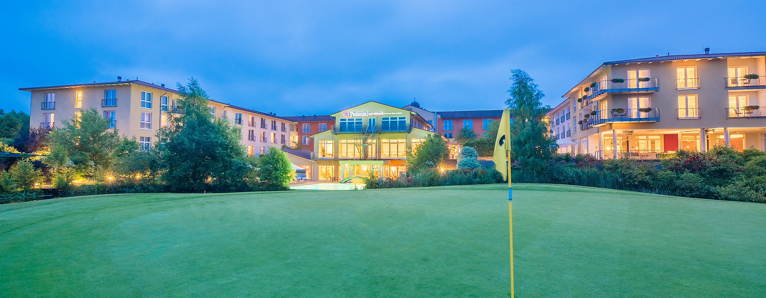 hotel_aussen_rueckansicht_ii_c-castanea-resort