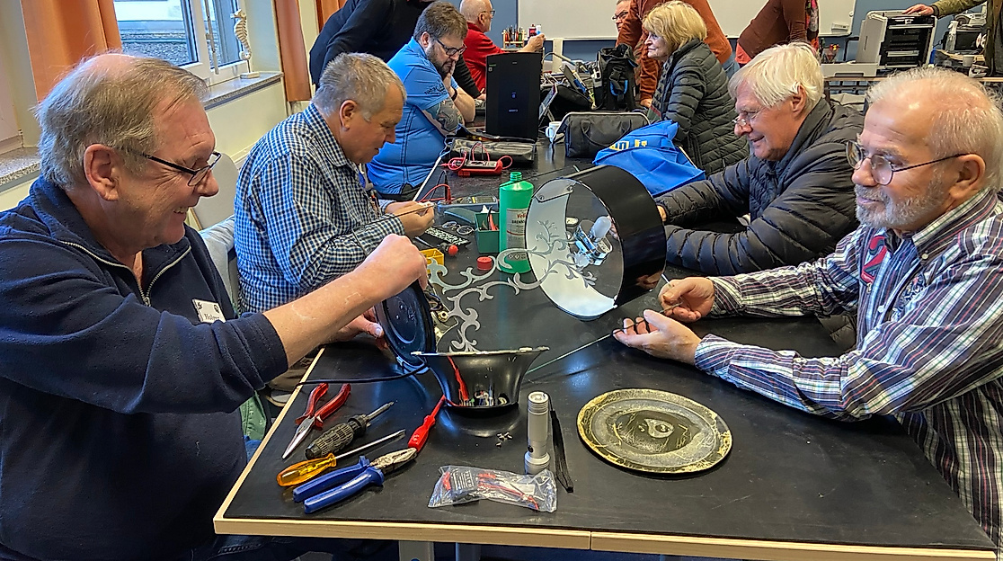 Das Repairteam unterstützt bei vielen Reparaturen und erweckt viele Gegenstände wieder zum Leben